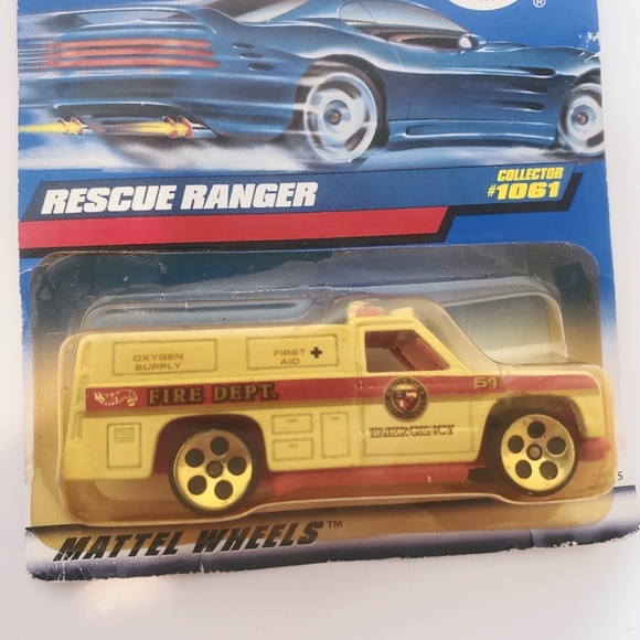 NEW Hot Wheels Rescue Ranger Die-cast  Vehicle #1061 Mattel 1998 - Picture 1 of 4
